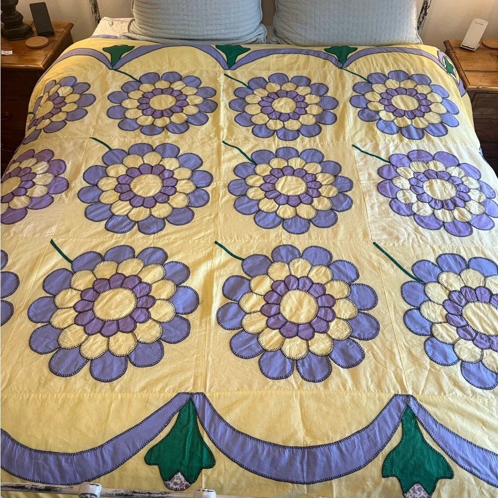 Vintage-Yellow and Purple Floral coverlet